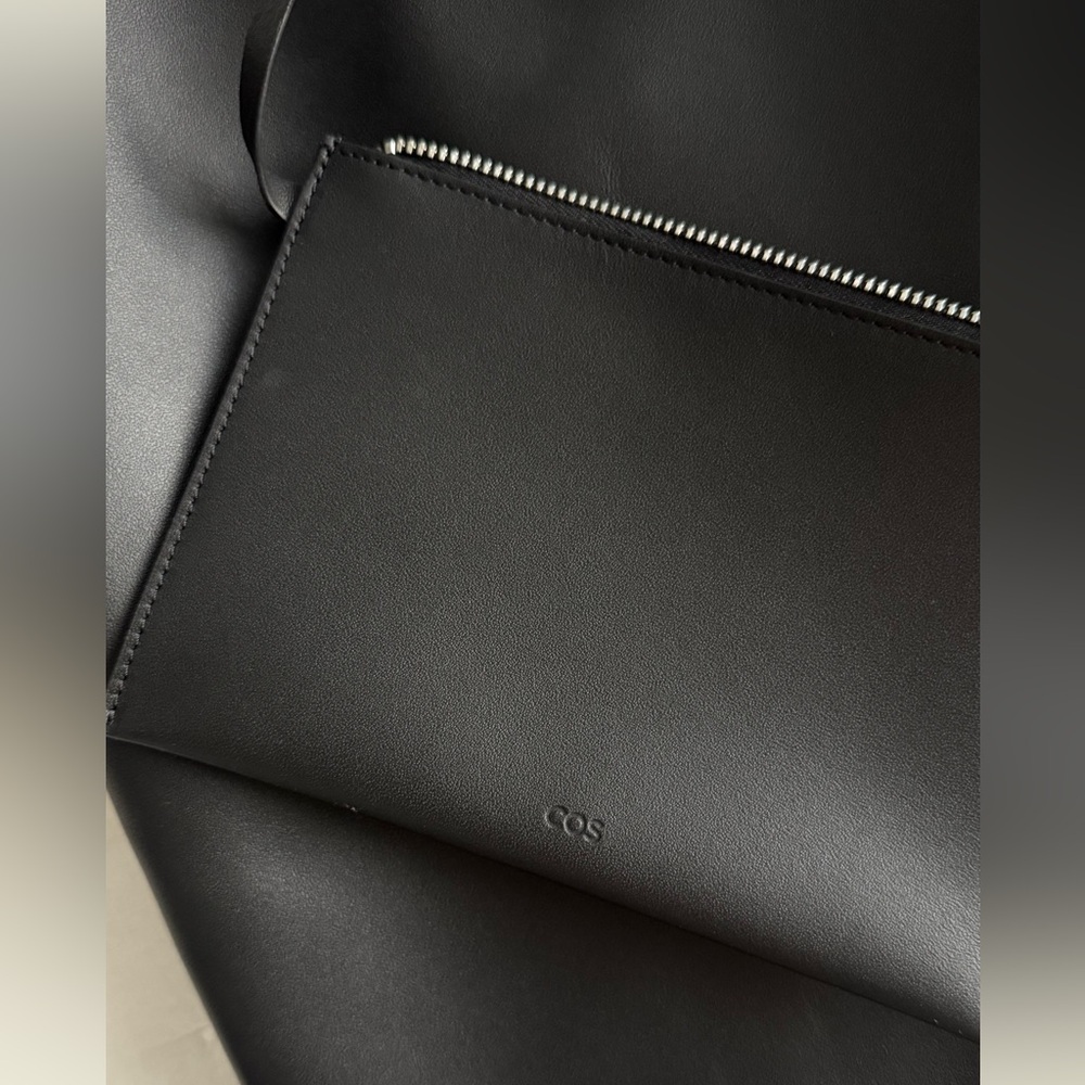 COS leather Shoulder Bag - Picture 4 of 10